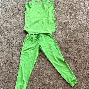 NWOT Vibrant Neon Green Sleeveless Scrub Set